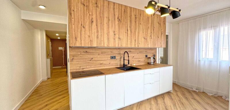 2 slaapkamer Appartement Te koop