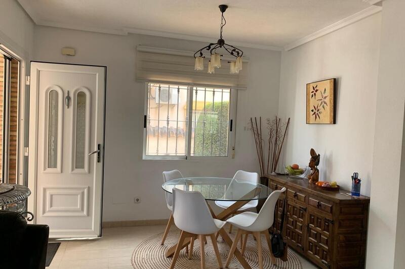 3 Cuarto Villa en venta