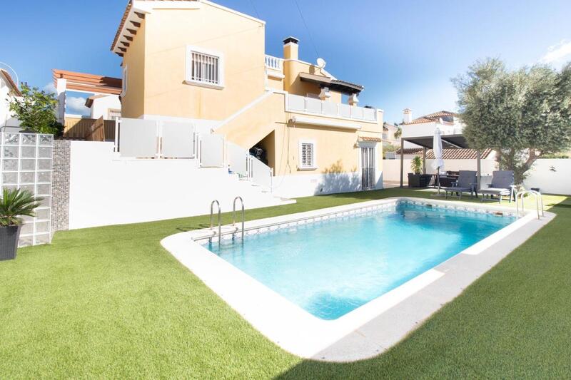 Villa à vendre dans San Miguel de Salinas, Alicante