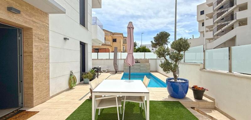 3 bedroom Villa for sale