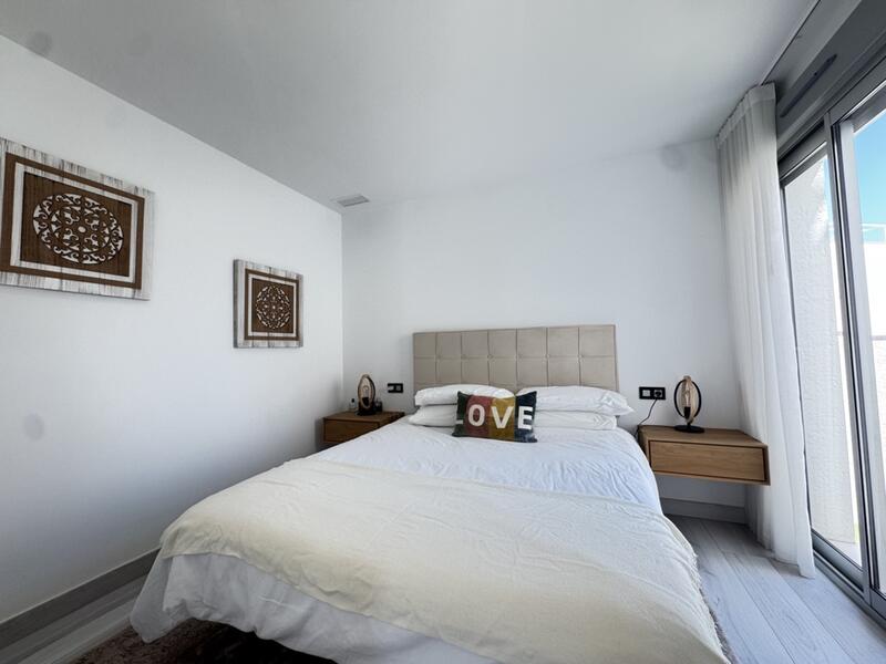 4 slaapkamer Villa Te koop