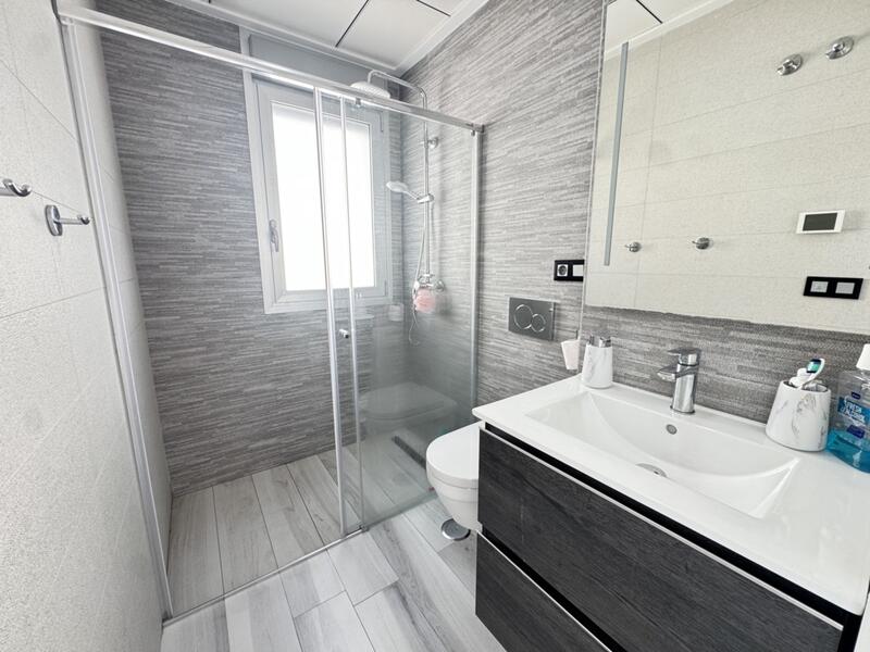 4 slaapkamer Villa Te koop