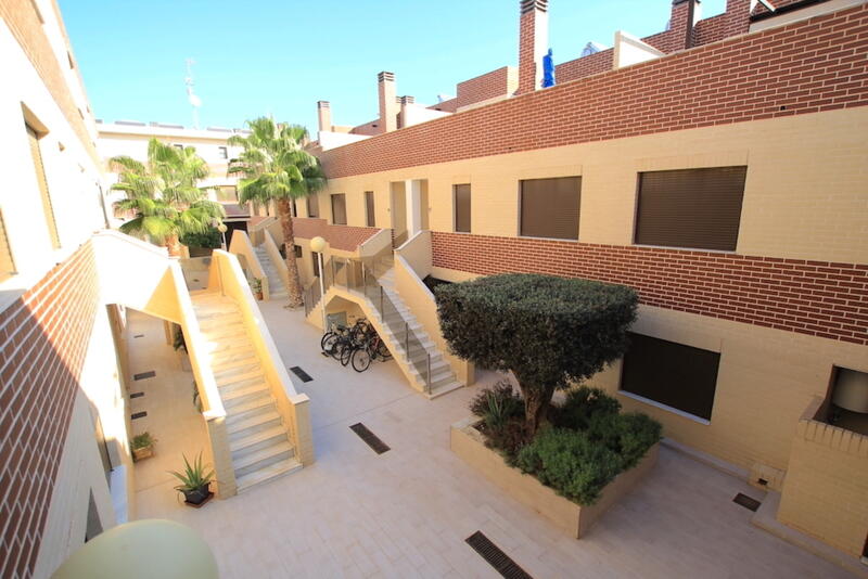 Apartamento en venta en Cabo Roig, Alicante