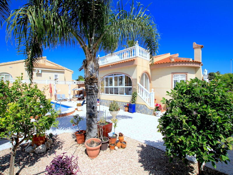 Villa zu verkaufen in Ciudad Quesada, Alicante