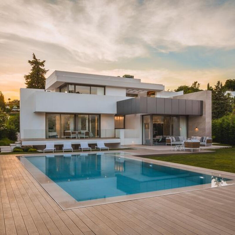 Villa til salg i Estepona, Málaga