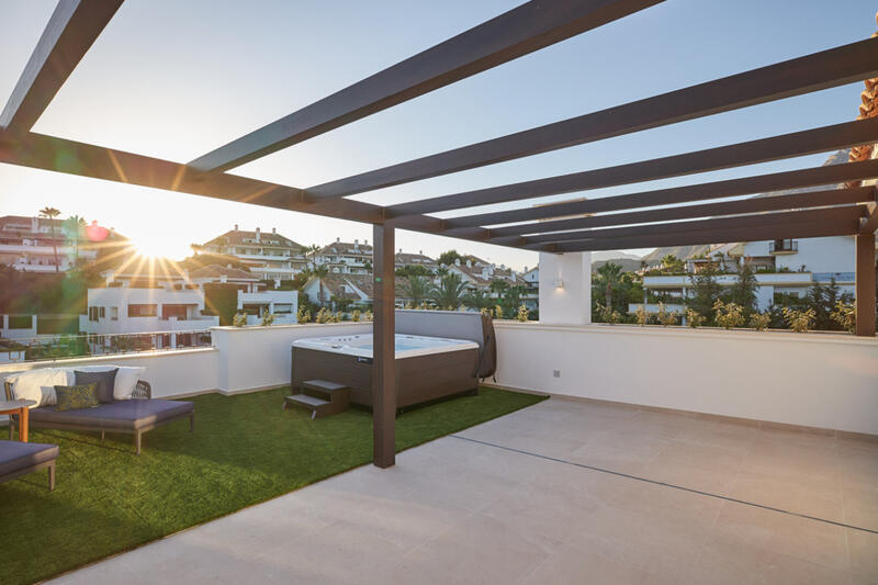 3 bedroom Apartment for sale