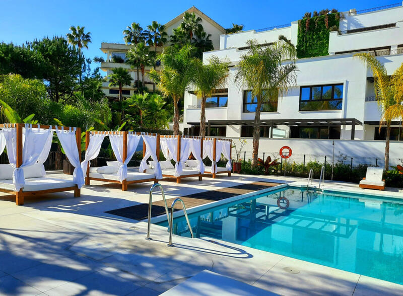 3 bedroom Apartment for sale