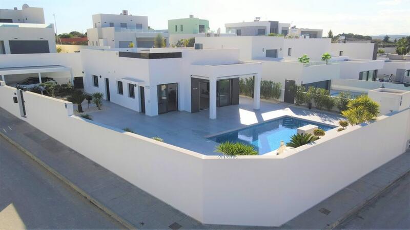 3 Cuarto Villa en venta