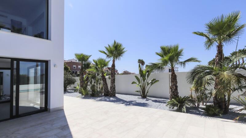 5 Cuarto Villa en venta