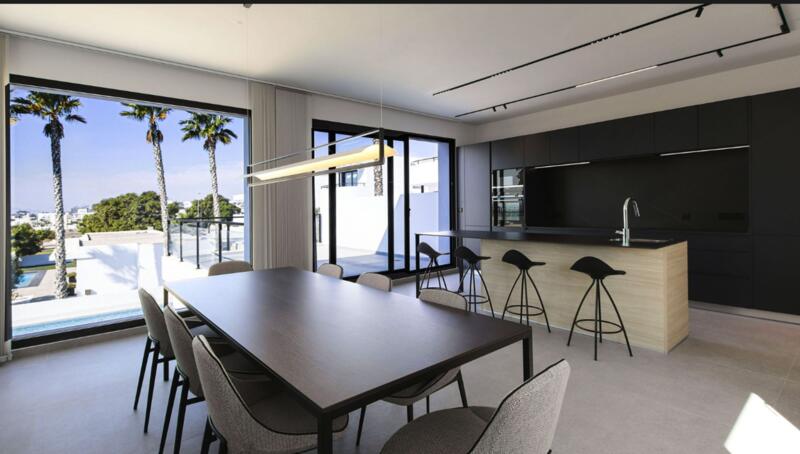 5 Cuarto Villa en venta