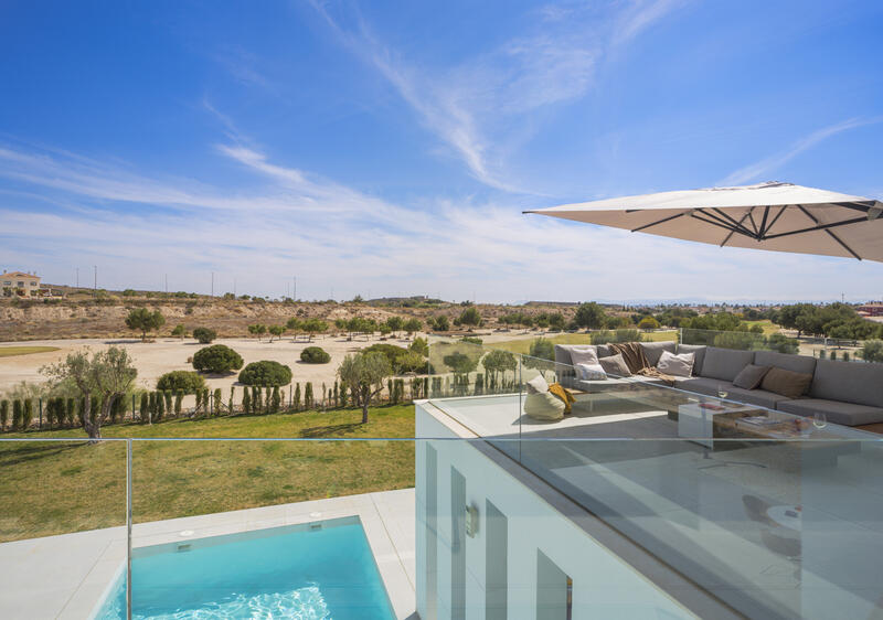 4 Cuarto Villa en venta