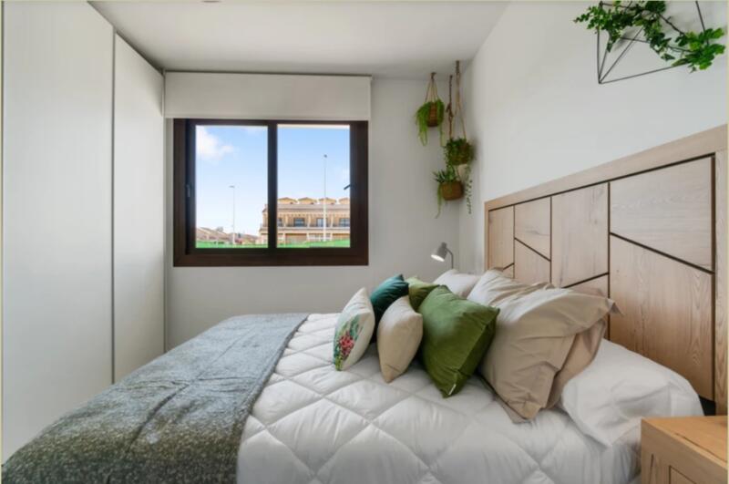 2 bedroom Apartment for sale