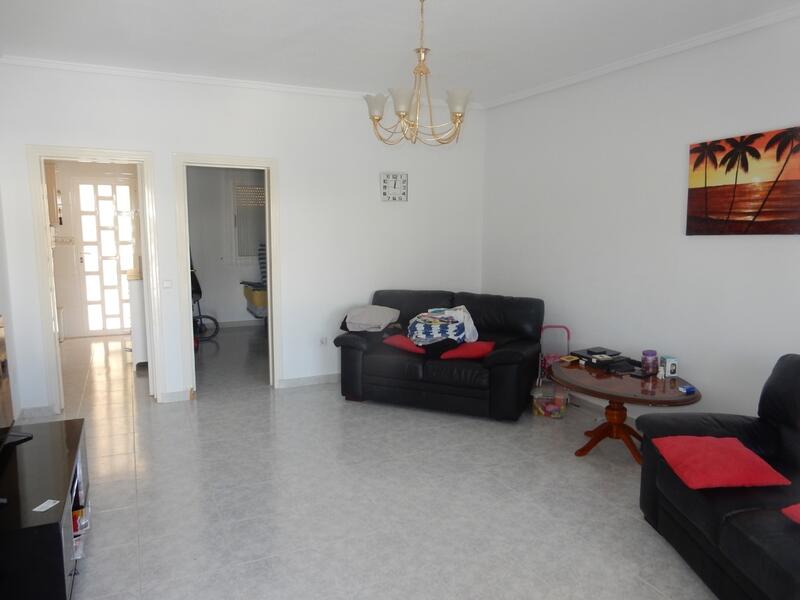 3 slaapkamer Gezinswoning Te koop