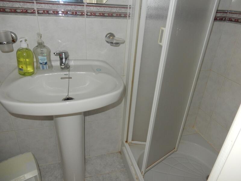 3 slaapkamer Gezinswoning Te koop