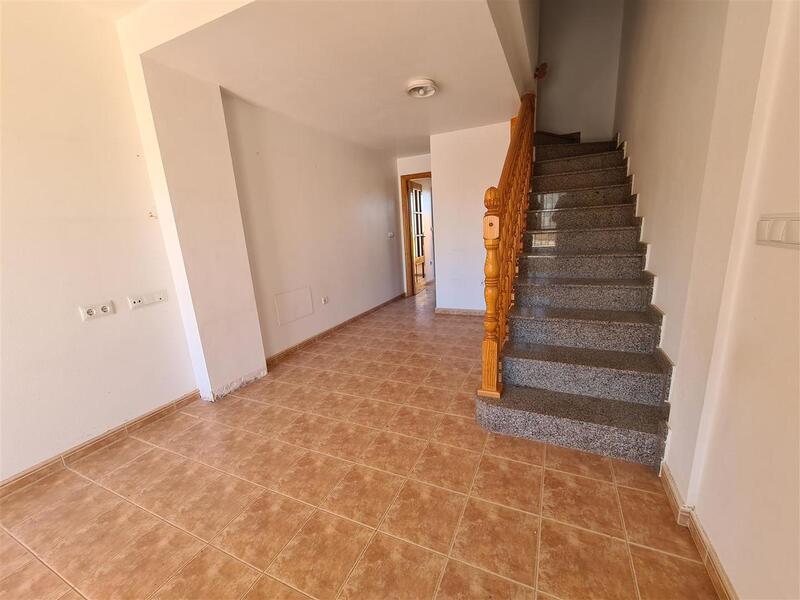 2 Schlafzimmer Stadthaus zu verkaufen