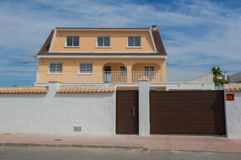 6 soveværelse Villa til salg