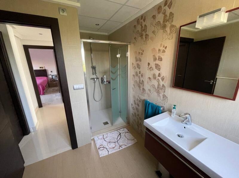 4 bedroom Villa for sale