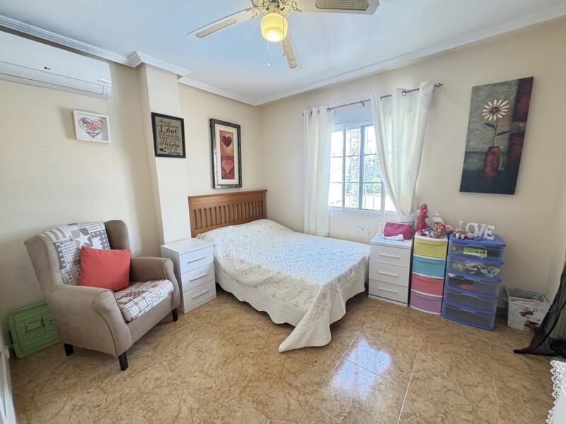 5 Schlafzimmer Villa zu verkaufen