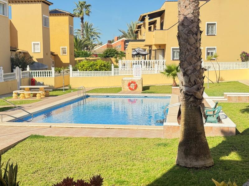 3 slaapkamer Villa Te koop