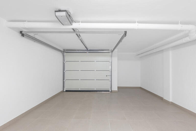 4 bedroom Townhouse for sale