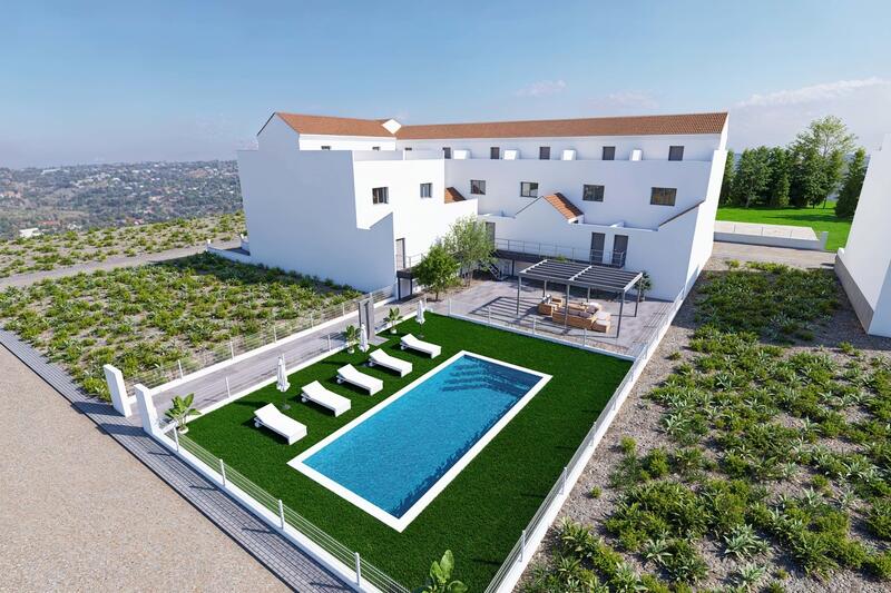 4 bedroom Townhouse for sale