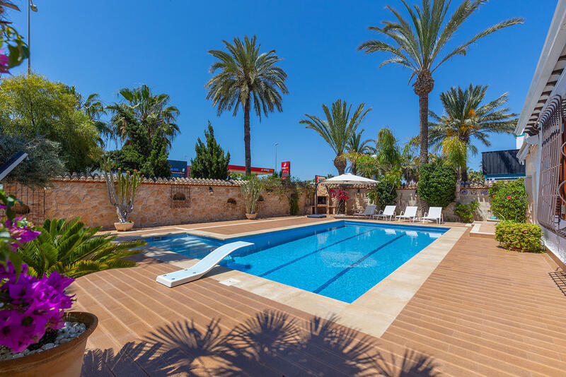 4 bedroom Villa for sale