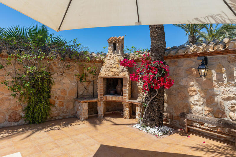 4 bedroom Villa for sale