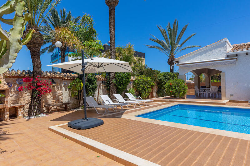4 bedroom Villa for sale