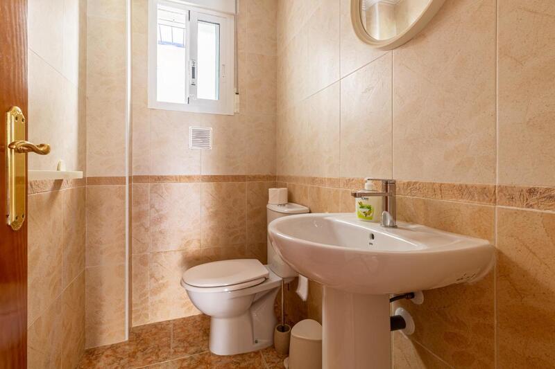 2 Cuarto Adosado en venta