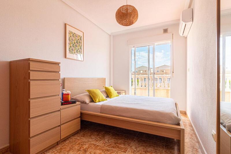 2 Cuarto Adosado en venta