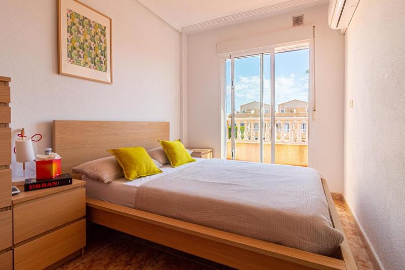 2 Cuarto Adosado en venta