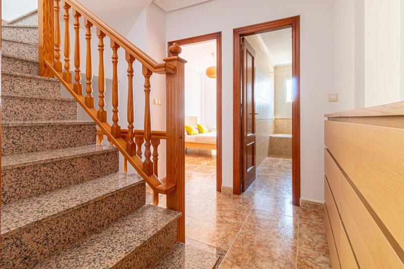 2 Cuarto Adosado en venta