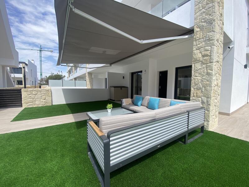 3 bedroom Apartment for sale