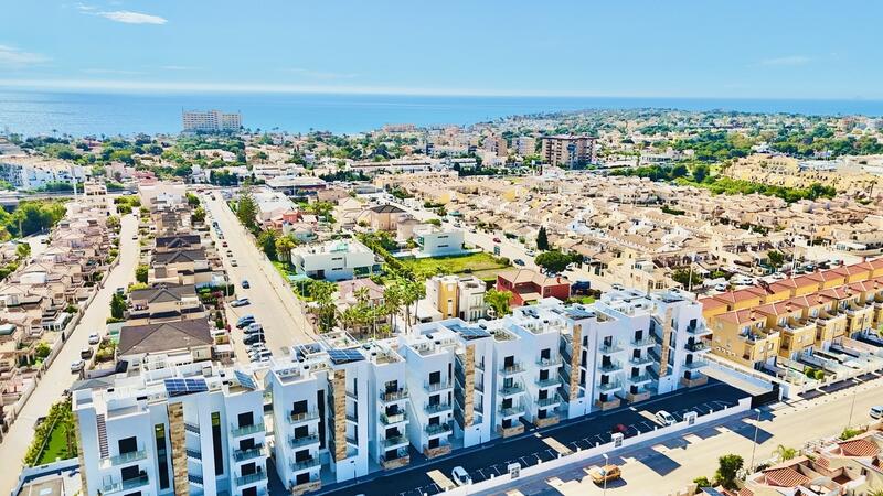 Lejlighed til salg i Playa Flamenca, Alicante