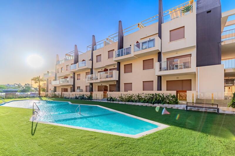 Apartment for sale in Pilar de la Horadada, Alicante