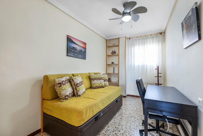 3 bedroom Apartment for sale