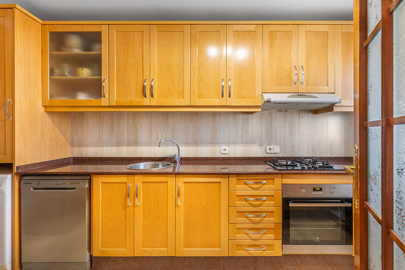 3 bedroom Apartment for sale