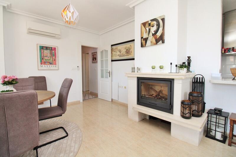 4 Cuarto Villa en venta