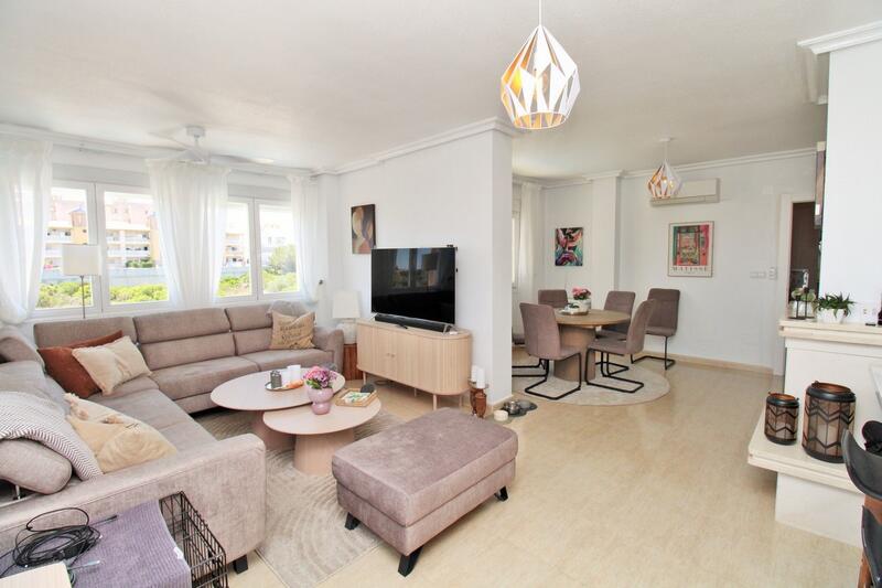 4 Cuarto Villa en venta