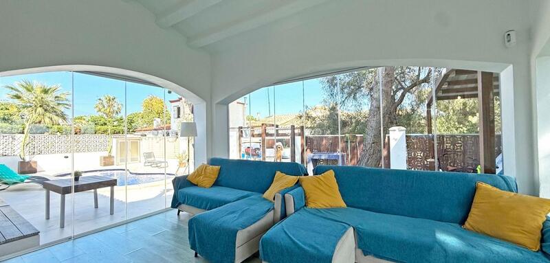 4 Schlafzimmer Villa zu verkaufen