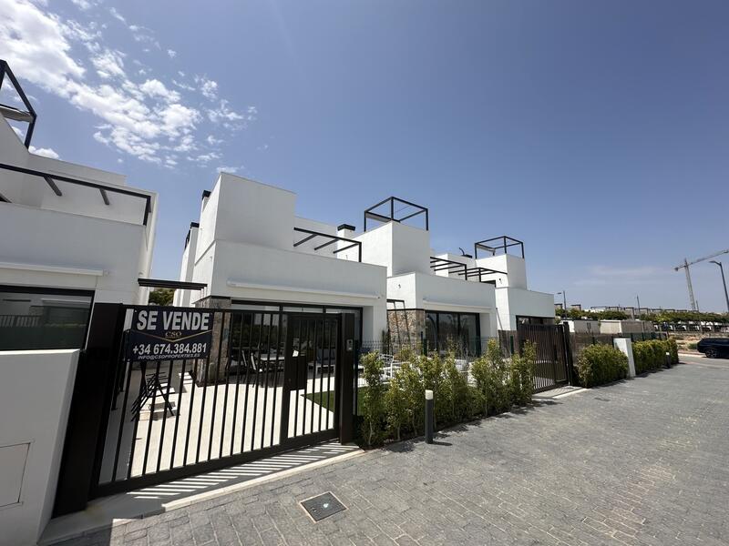 3 slaapkamer Villa Te koop