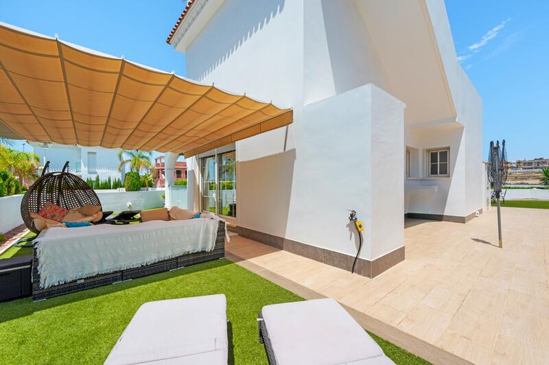 3 Cuarto Villa en venta