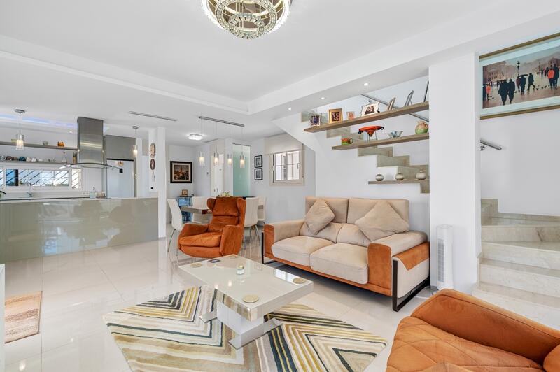 3 Cuarto Villa en venta
