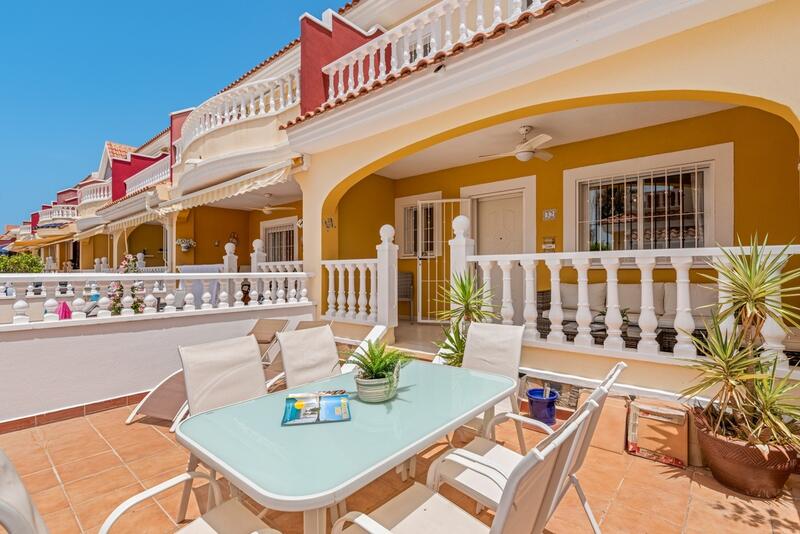 3 Schlafzimmer Stadthaus zu verkaufen