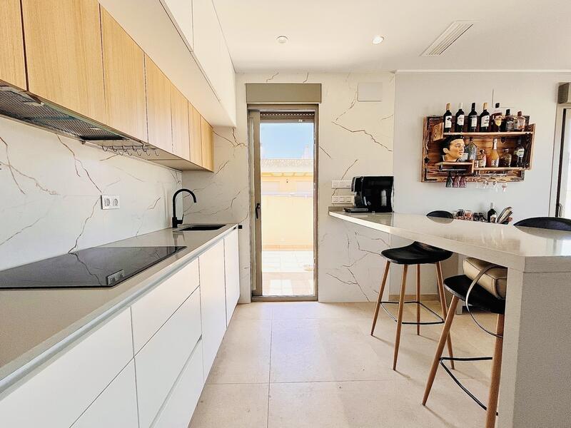 2 slaapkamer Appartement Te koop