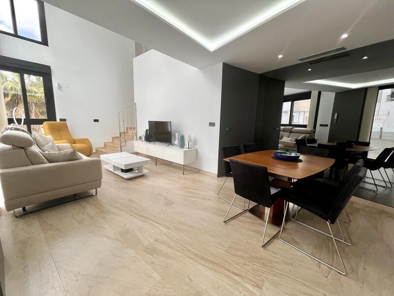 3 Cuarto Villa en venta