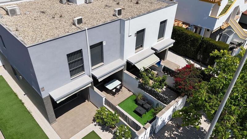 2 Cuarto Adosado en venta