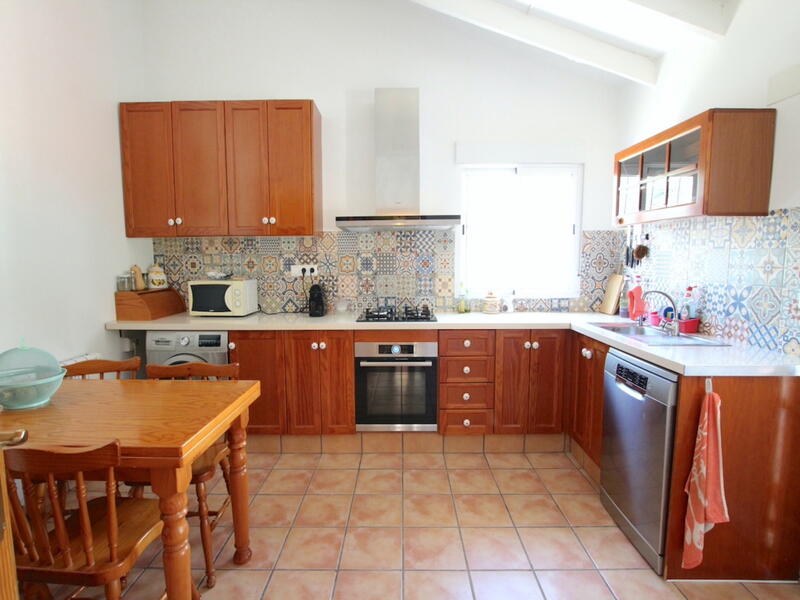 3 slaapkamer Landhuis Te koop