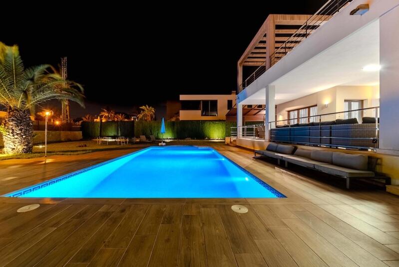 5 Cuarto Villa en venta
