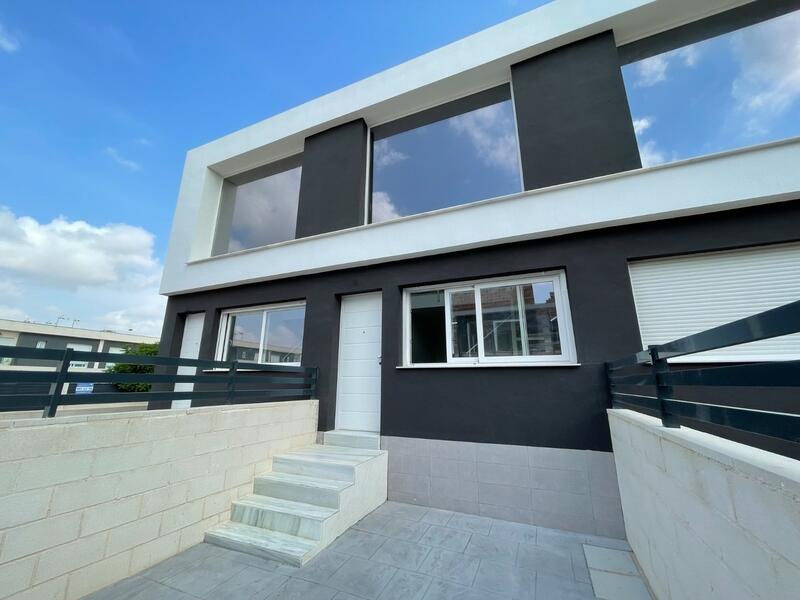 городская тюрьма продается в Gran Alacant, Alicante
